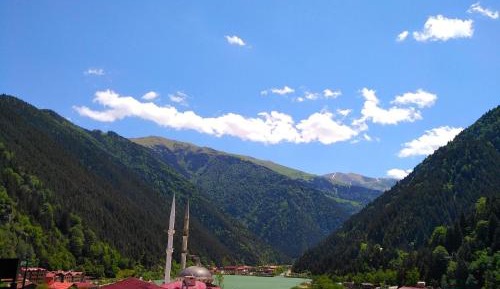 Apartment with Lake View