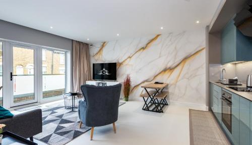 Superior Apartment