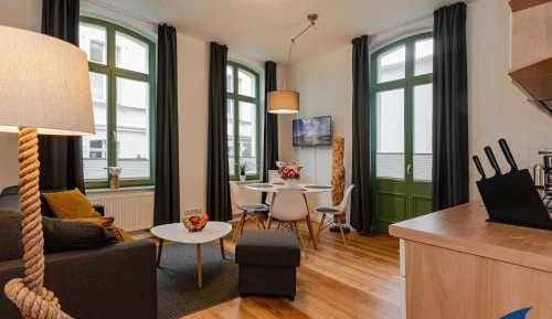 One-Bedroom Apartment with Balcony