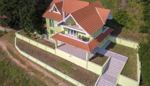 Studio with Balcony
