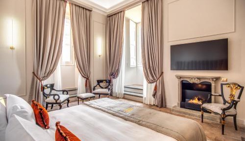 Luxury Suite with View