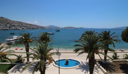 Double Room with Balcony and Sea View