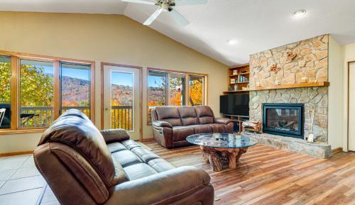 Four bedroom holiday home 