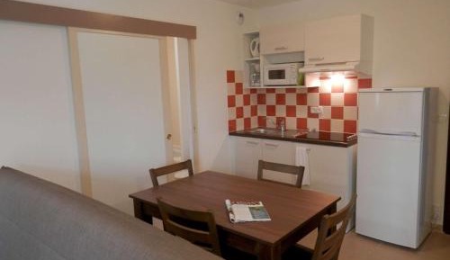 One-Bedroom Apartment (4 Adults)