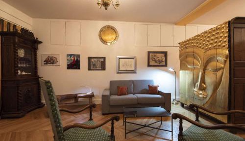 Studio Apartment