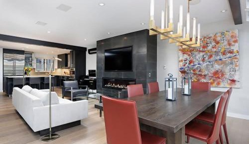 Four-Bedroom Holiday Home