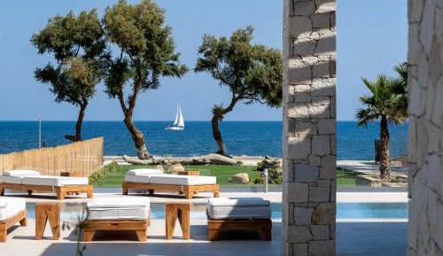 Villa - Beach Front