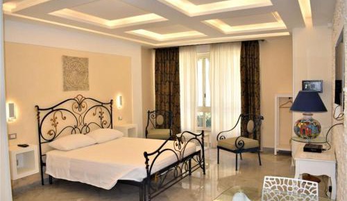 Luxury Triple Room