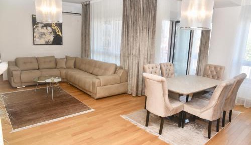 Superior Apartment