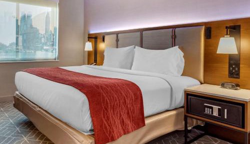King Room - Accessible/Non Smoking