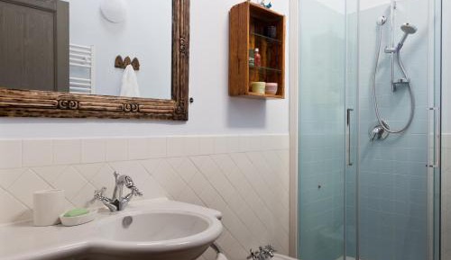 Double or Twin Room with Bathroom