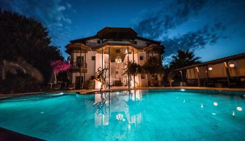 King Room with Pool View