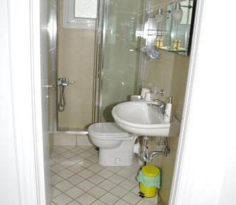 One Bedroom Apartment (Single Beds) 