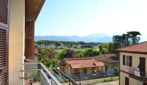 Superior One-Bedroom Apartment with Balcony