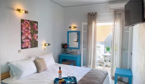 Double or Twin Room with City View
