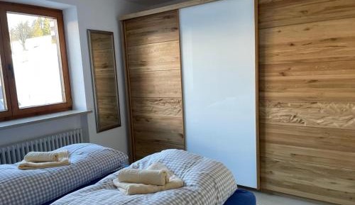 One-Bedroom Apartment 7