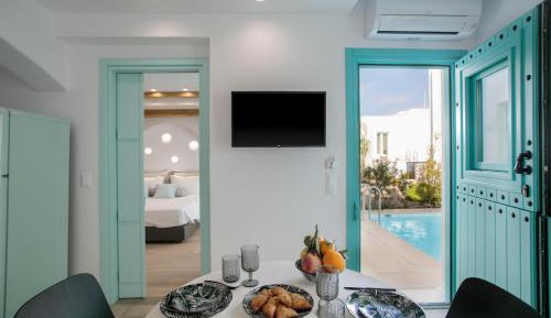 Suite with Private Pool