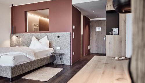 Business Single Room with Balcony
