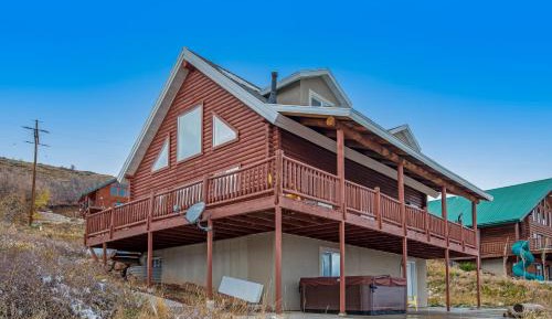 Four bedroom holiday home 