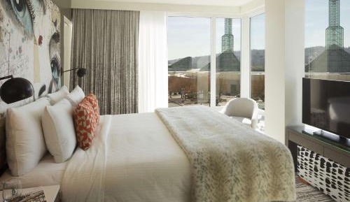 King Suite with Sofa Bed