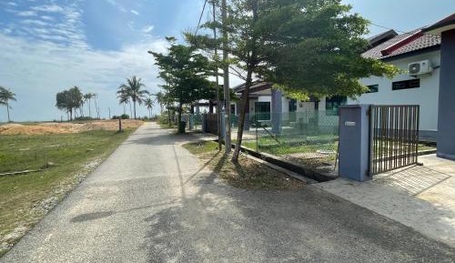 Villa - Beach Front