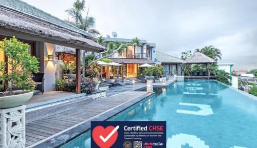 Five Bedroom Villa with Sea View
