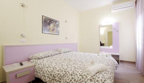 Double or Twin Room with Private External Bathroom