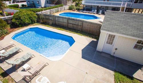 Five Bedroom Holiday Home