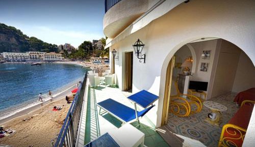 Superior Apartment with Terrace and Sea View
