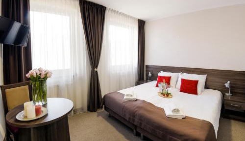 Large Double Room
