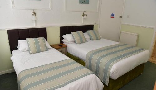 Triple Room with Shower
