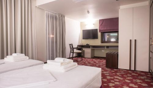 Classic Twin Room