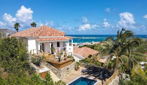Villa with Sea View