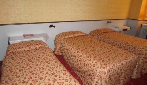 Classic Triple Room