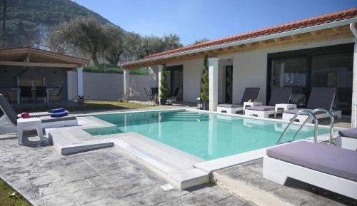 Deluxe Villa