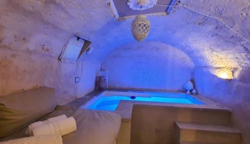 Suite with Spa Bath