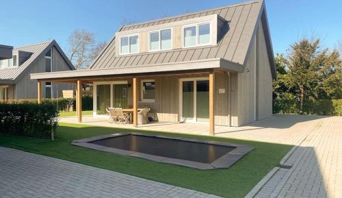 Deluxe Villa