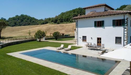Five-Bedroom Holiday Home