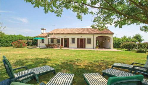 Three-Bedroom Holiday Home 