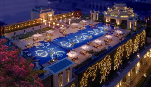 Deluxe Pool View Room 