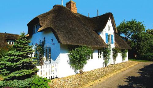 Two-Bedroom Holiday Home