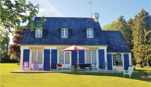 Four-Bedroom Holiday Home