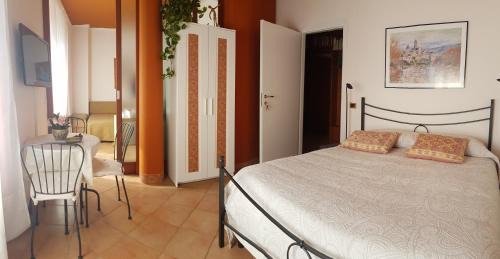 Quadruple Room with Private Bathroom