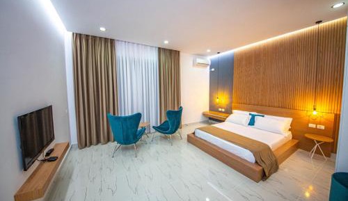 Deluxe Suite with Sea View