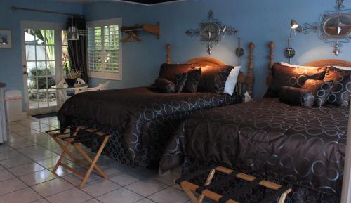 Standard Double Suite