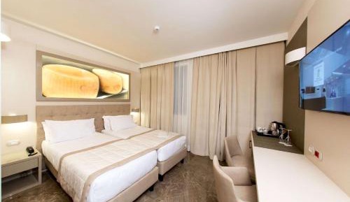 Classic Twin Room