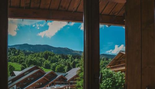 Family Room with Mountain View