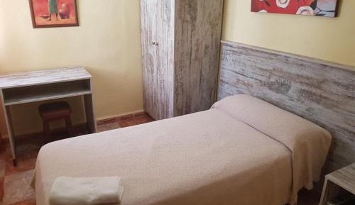 Single Room with Private Bathroom
