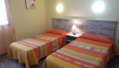 Twin Room with Private Bathroom