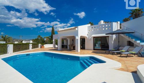 Villa with Private Pool